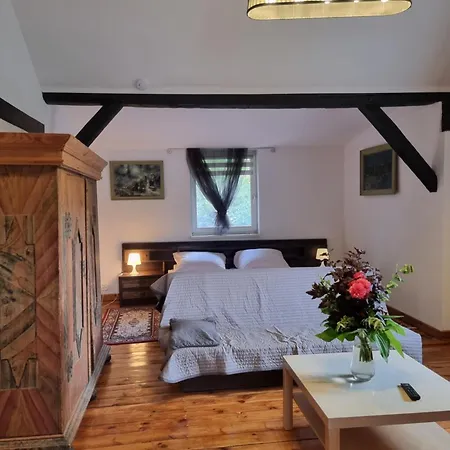 Bed & Breakfast Nienasycenie 3*